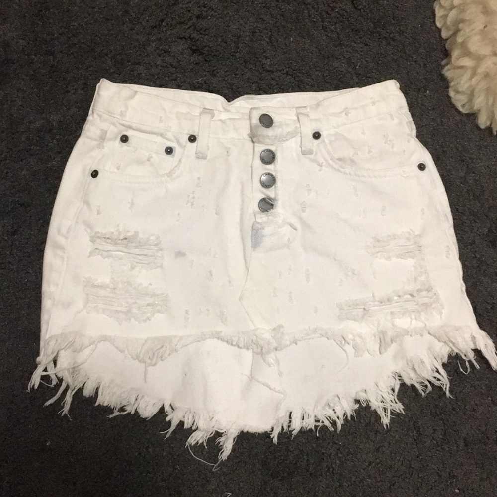 Carmar white denim skirt
